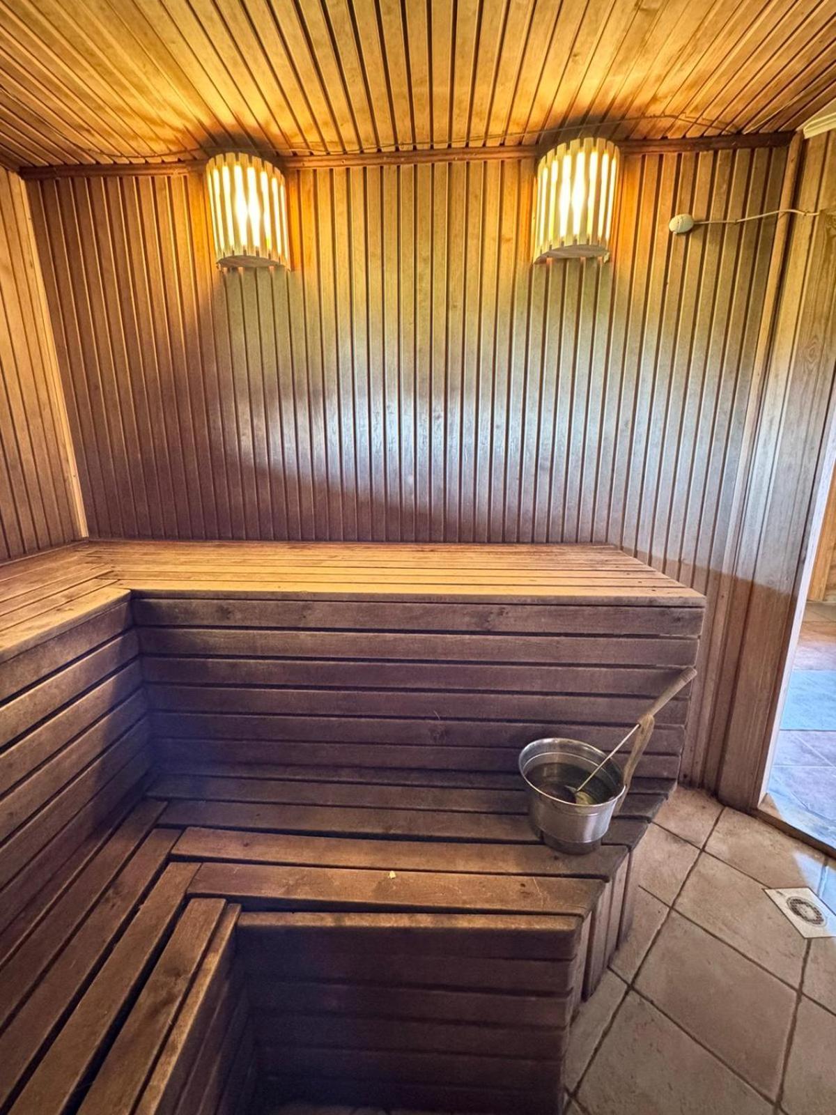 Vonadzini Hotell Stāmeriena Exteriör bild